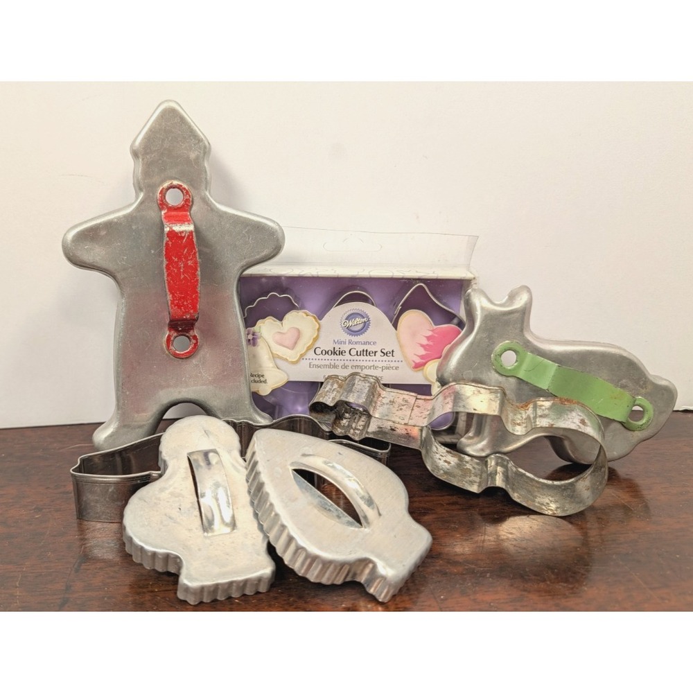 Vintage Metal Cookie Cutter Lot Wilton Mini Romance Gingerbread Rabbit Snowman